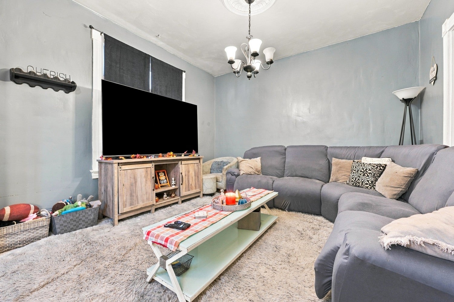 320 N 1st Street