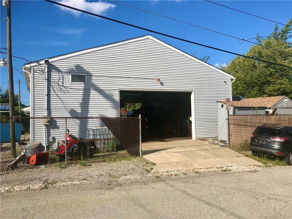 2500 Freeport Road