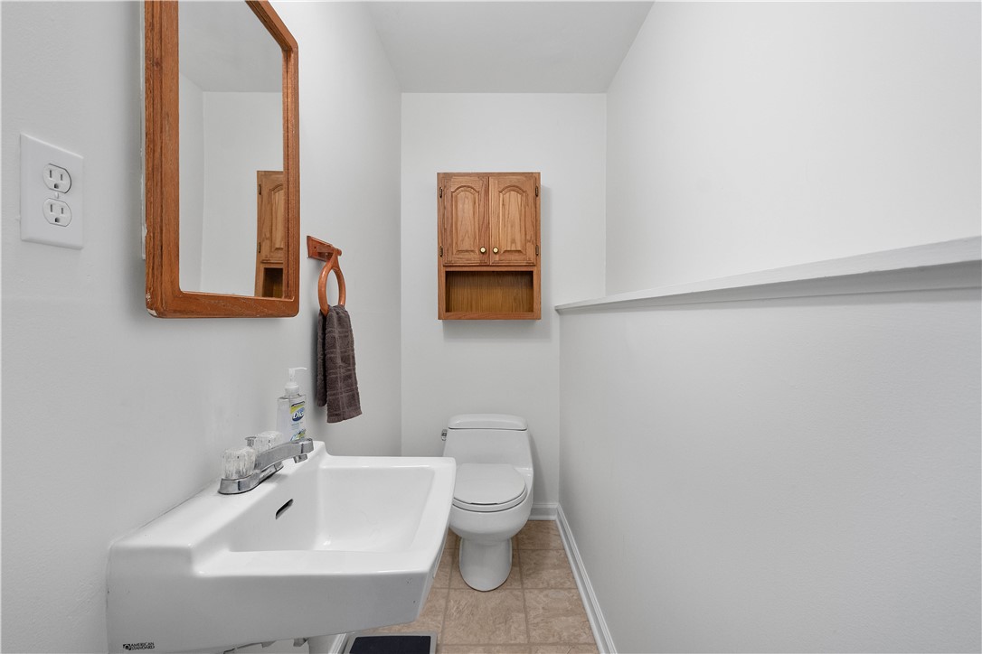 2764 Ravenwood Dr Dr, Bridgeville, Pennsylvania image 23