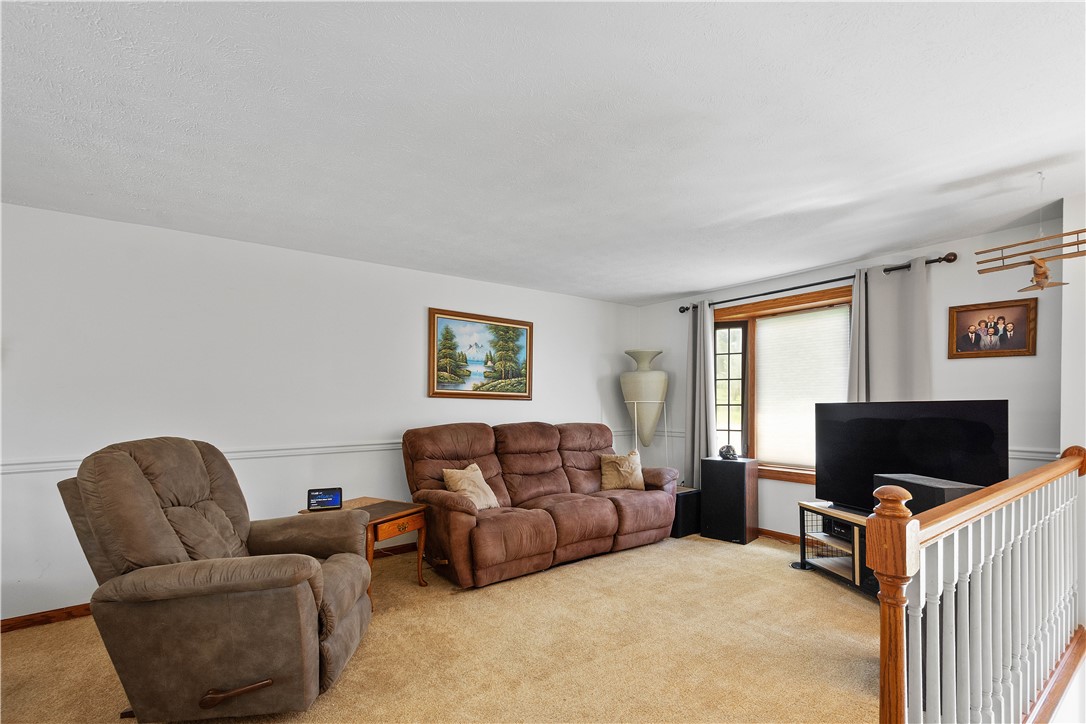 2764 Ravenwood Dr Dr, Bridgeville, Pennsylvania image 5