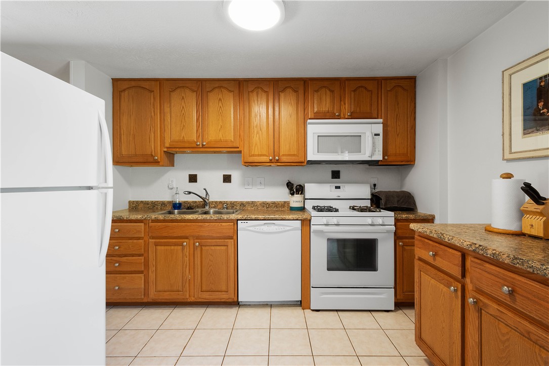 2764 Ravenwood Dr Dr, Bridgeville, Pennsylvania image 6