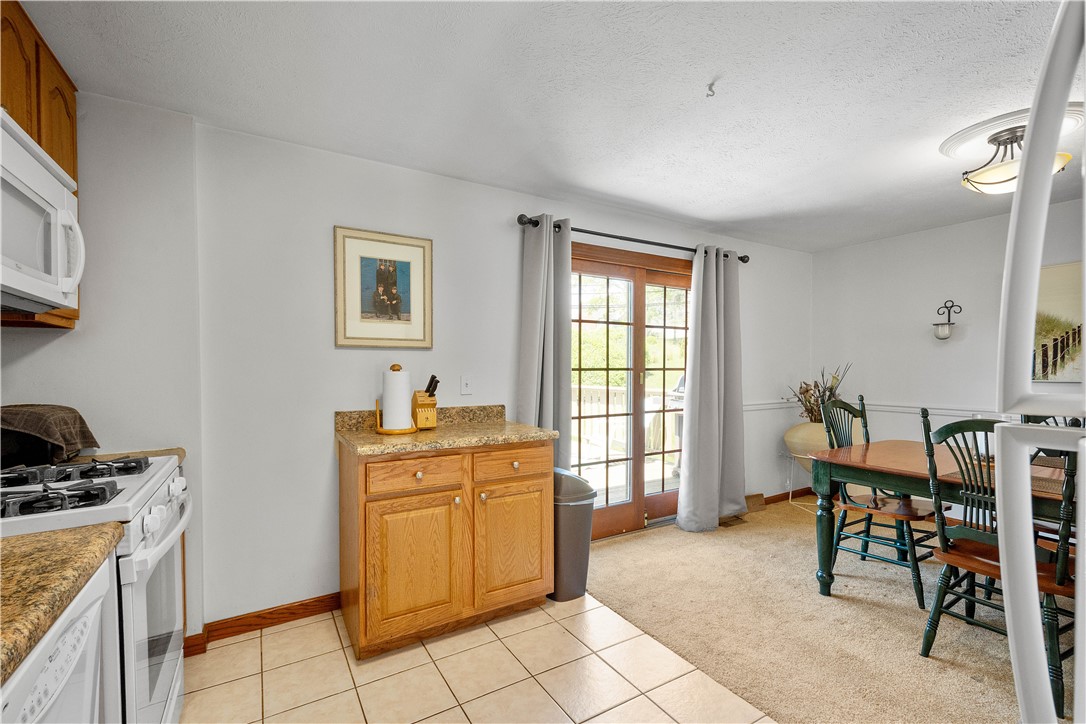 2764 Ravenwood Dr Dr, Bridgeville, Pennsylvania image 9