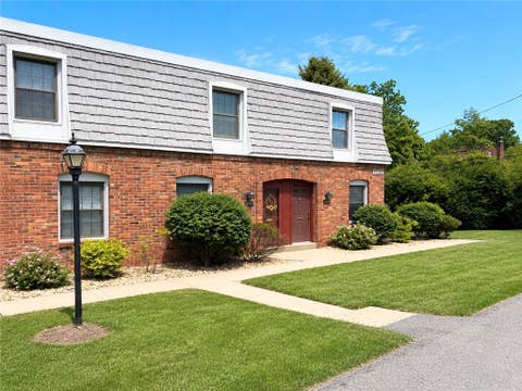 Photo of 1066 Pennsbury Blvd, Pittsburgh, PA 15205 (MLS # 1760113)