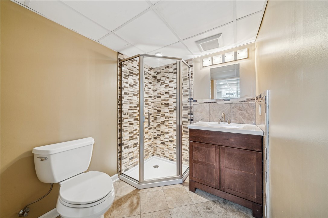 Mt. Lebanon, Pennsylvania 15216, United States, 4 Bedrooms Bedrooms, ,4 BathroomsBathrooms,Residential,Pending,13952