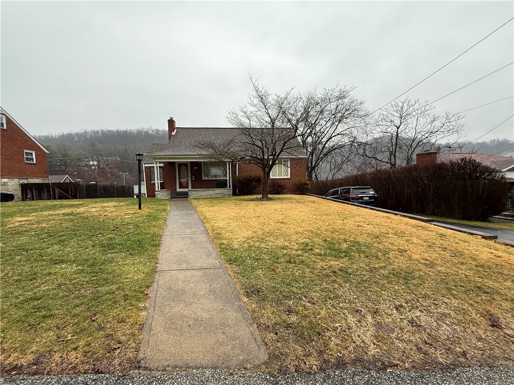 104 Oliver Dr Dr, White Oak, Pennsylvania image 2