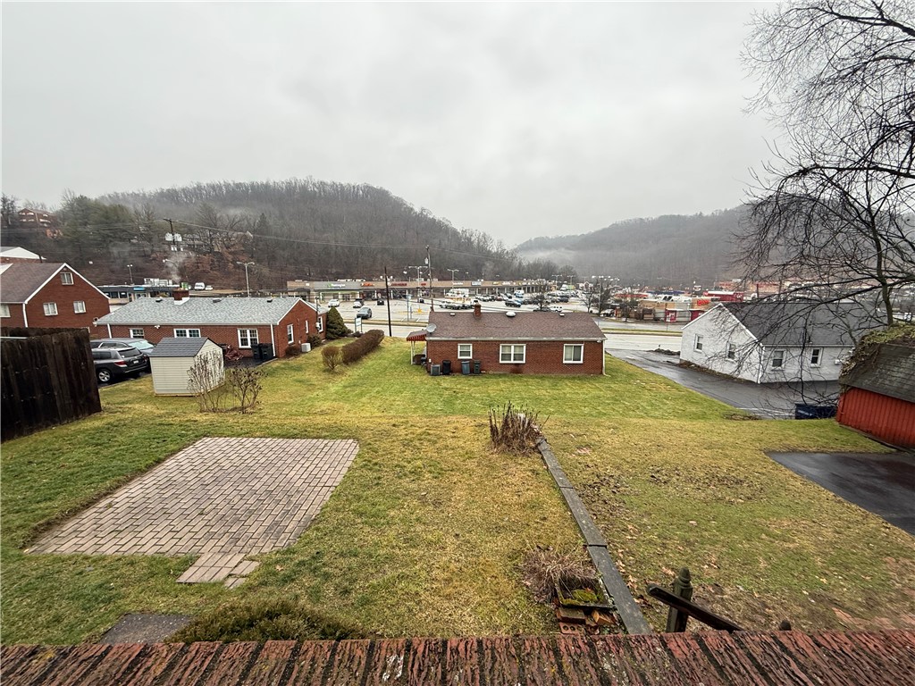104 Oliver Dr Dr, White Oak, Pennsylvania image 47