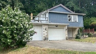 Photo for 118 W Main St