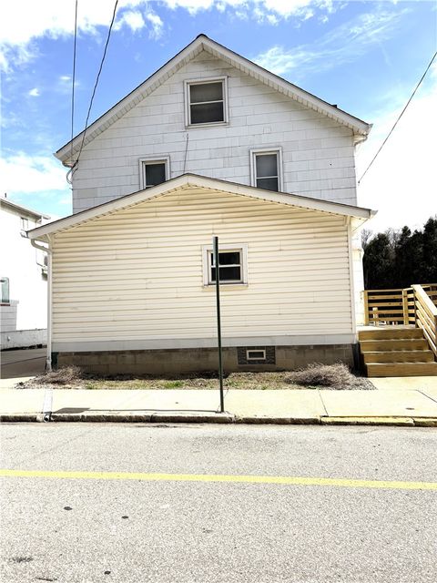 Multifamily For Sale - 320 Main St St<br/> Westmoreland County, New Kensington, PA 15068