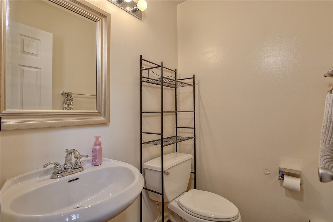310 Chanticleer Cir, New Stanton, Pennsylvania image 6