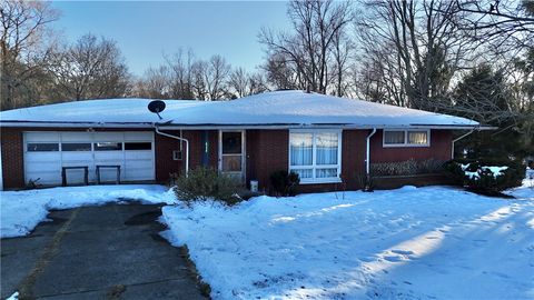 Photo of 4134 Marion Hill Rd, New Brighton, PA 15066 (MLS # 1739812)