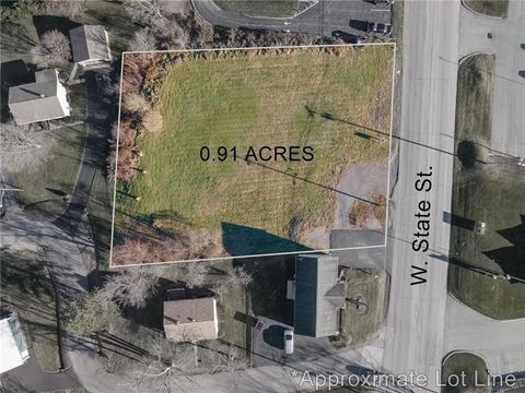 Photo of 0 W State St, New Castle, PA 16101 (MLS # 1742457)