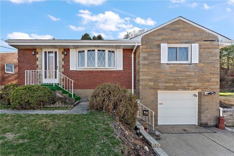 Photo of 107 Biscayne Ter, Pittsburgh, PA 15212 (MLS # 1743473)