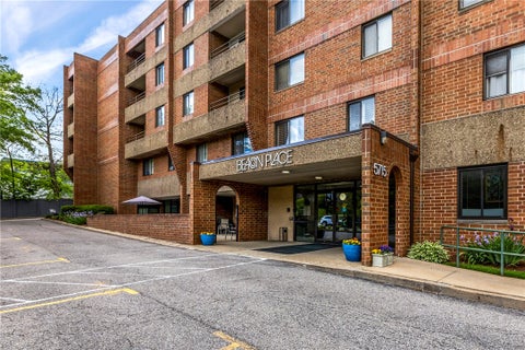 Photo for 5715 Beacon St 508