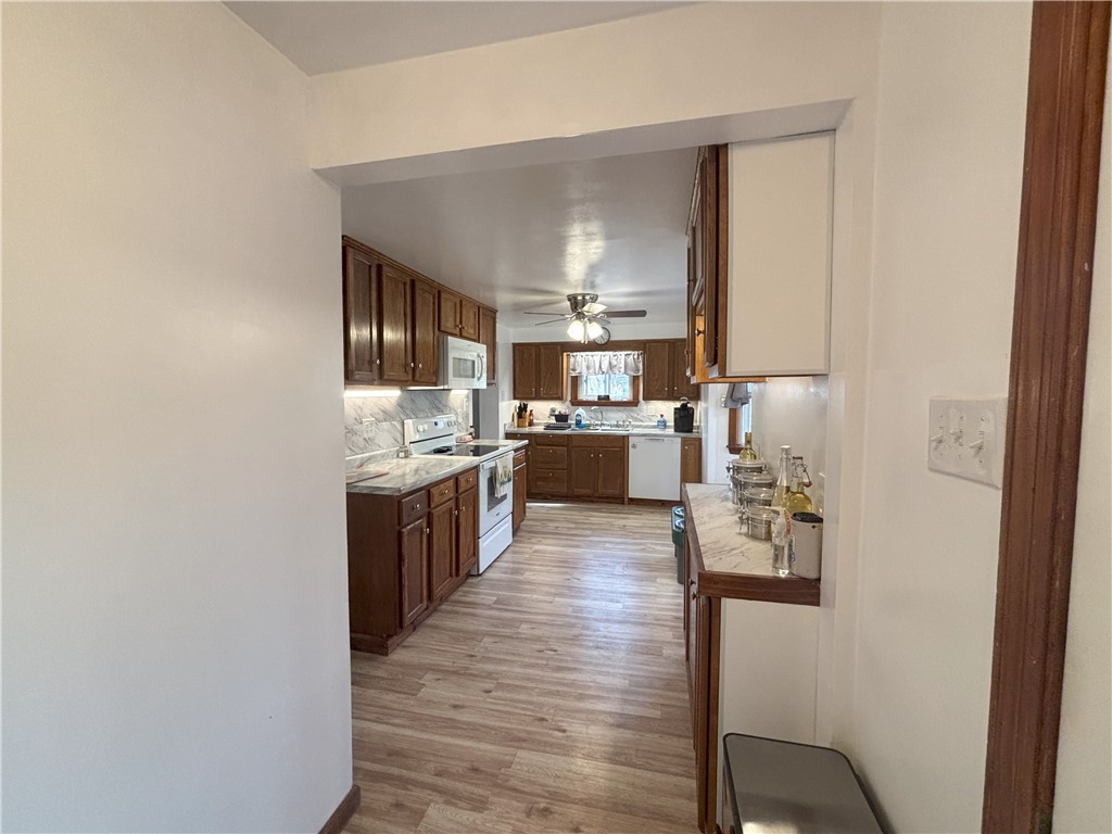 Monroeville, Pennsylvania 15146, United States, 2 Bedrooms Bedrooms, ,1 BathroomBathrooms,Residential,Active,96942