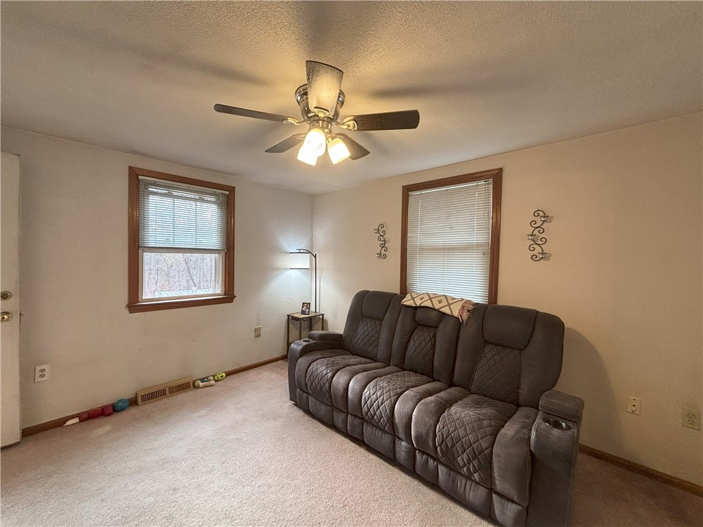 Monroeville, Pennsylvania 15146, United States, 2 Bedrooms Bedrooms, ,1 BathroomBathrooms,Residential,Active,96942