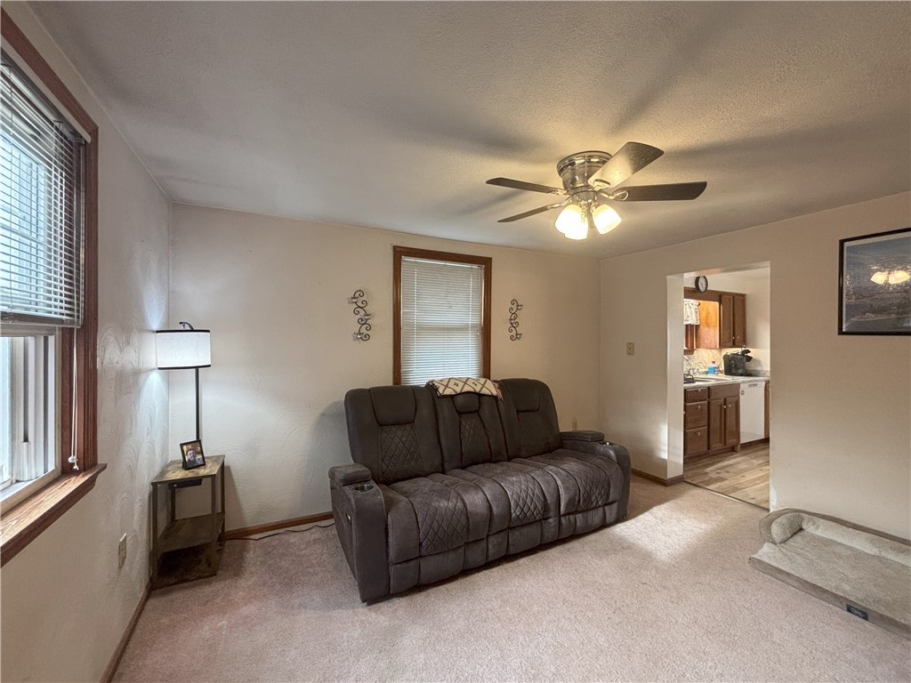 Monroeville, Pennsylvania 15146, United States, 2 Bedrooms Bedrooms, ,1 BathroomBathrooms,Residential,Active,96942