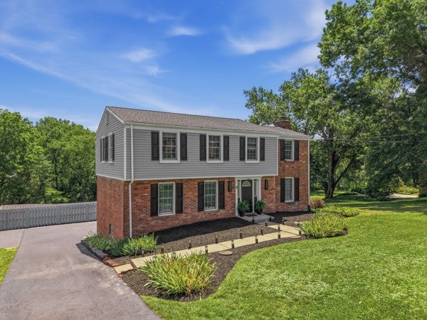 283 Brookwood