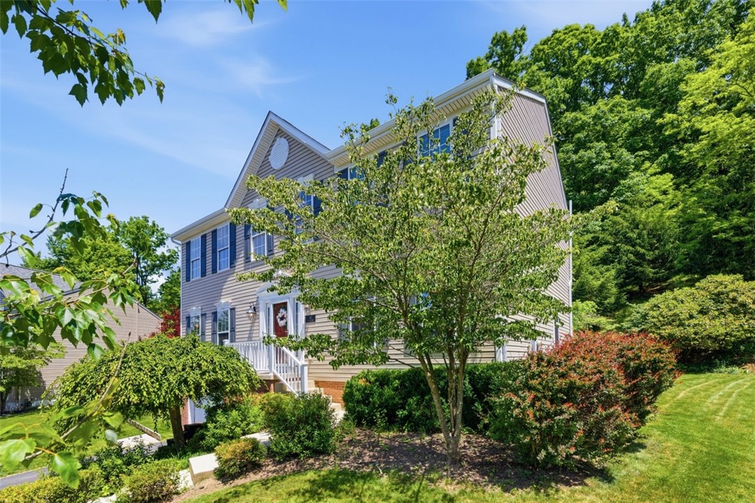 247 Cliffside Dr