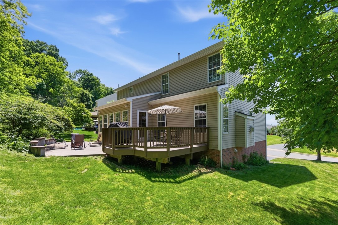 247 Cliffside Dr