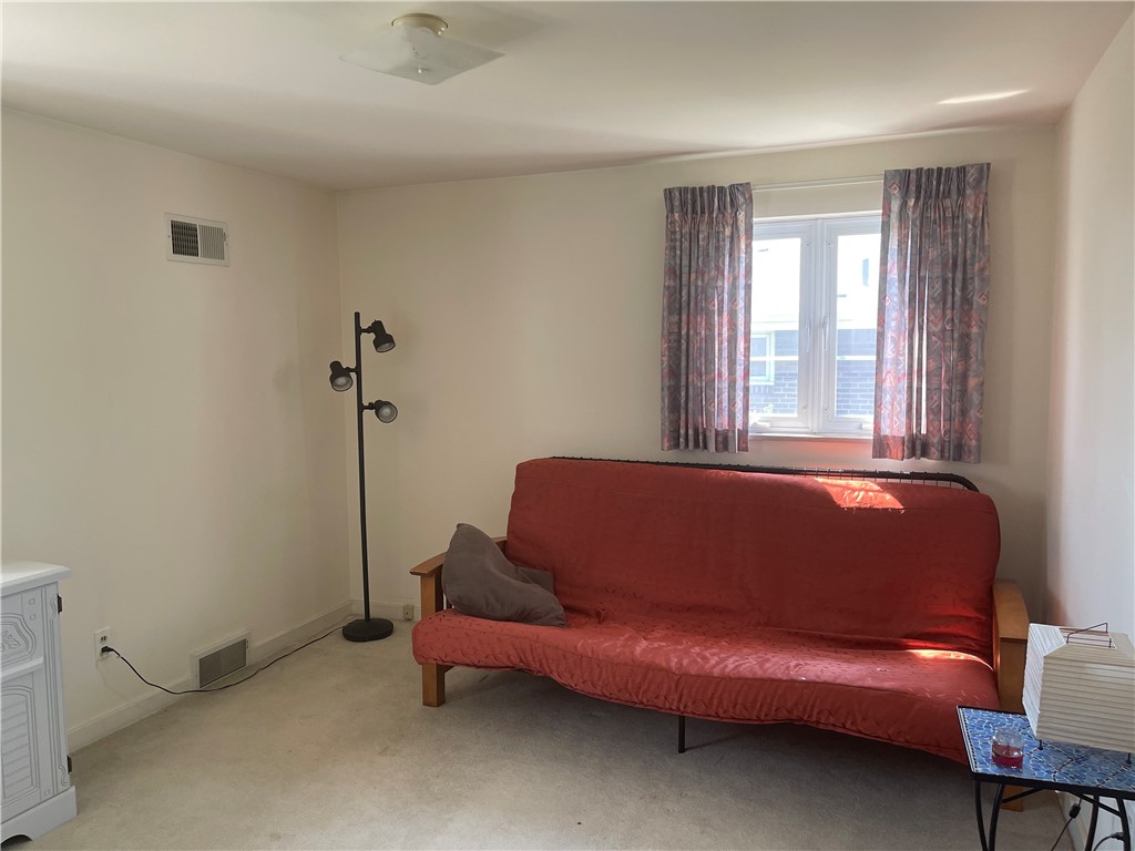 4710 Doverdell Dr Dr, Whitehall, Pennsylvania image 19