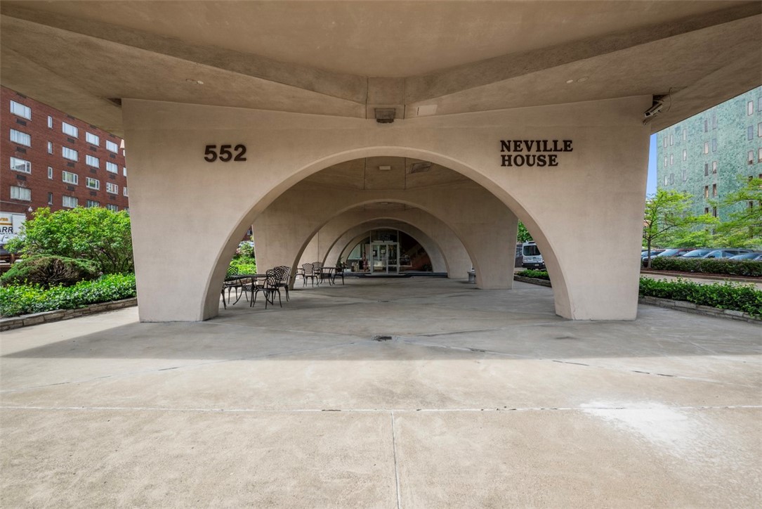552 N Neville Street St #65, Oakland, Pennsylvania image 2