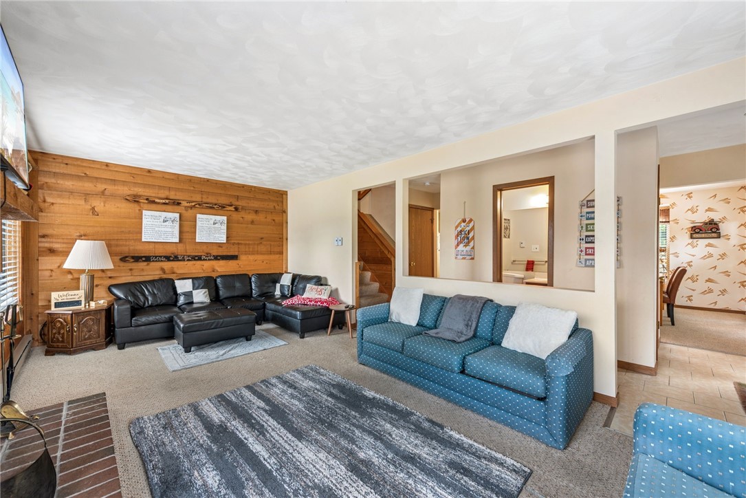561 Pine Court