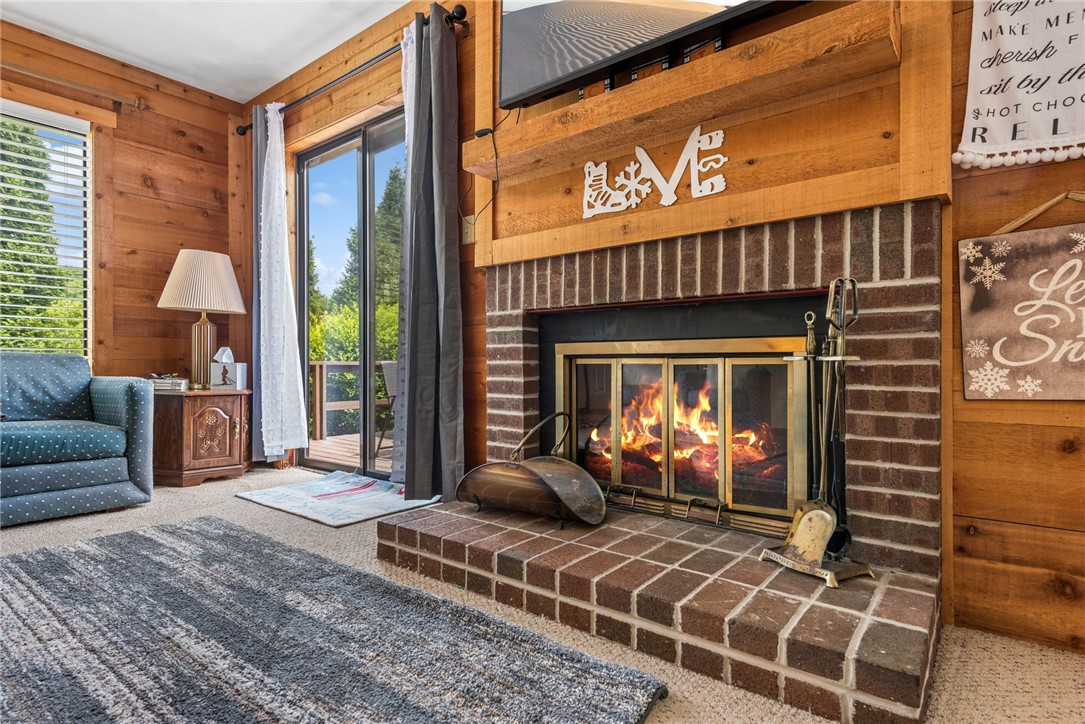 561 Pine Court