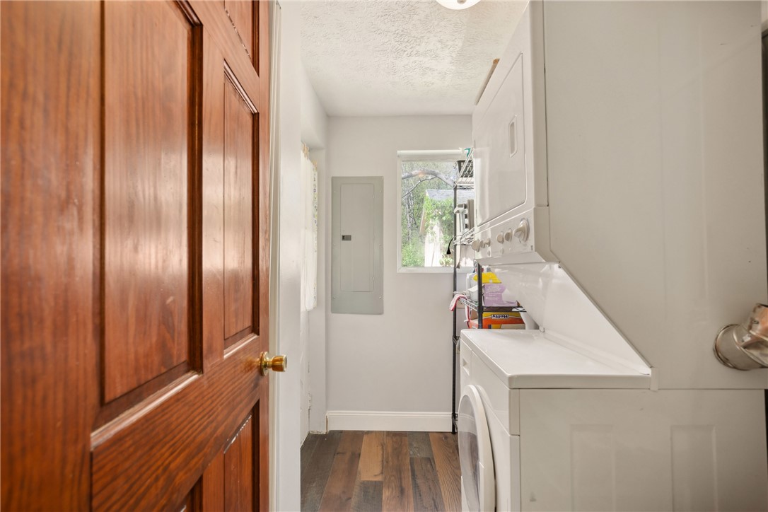 Addison Twp, Pennsylvania 15411, United States, 4 Bedrooms Bedrooms, ,2 BathroomsBathrooms,Residential,Active,125920