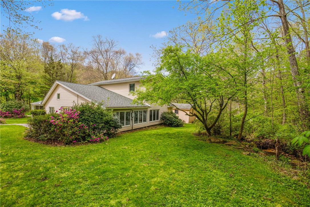 Addison Twp, Pennsylvania 15411, United States, 4 Bedrooms Bedrooms, ,2 BathroomsBathrooms,Residential,Active,125920