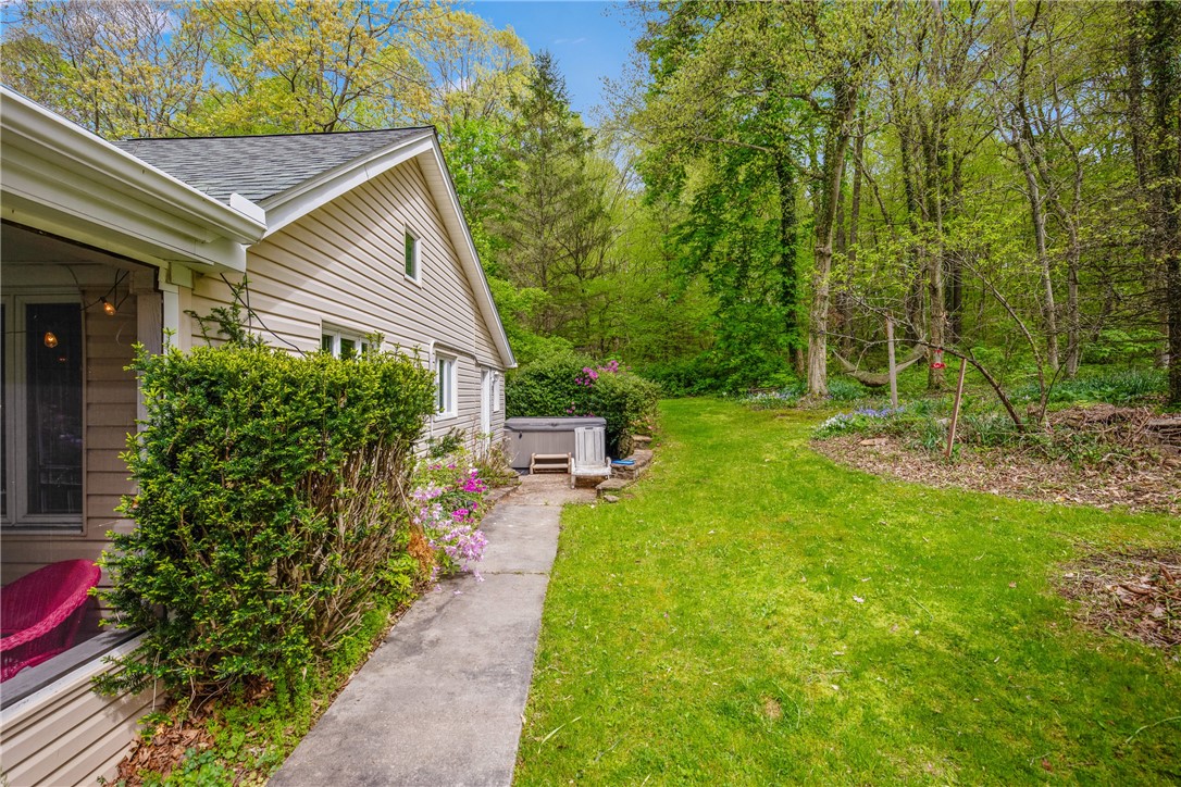 Addison Twp, Pennsylvania 15411, United States, 4 Bedrooms Bedrooms, ,2 BathroomsBathrooms,Residential,Active,125920