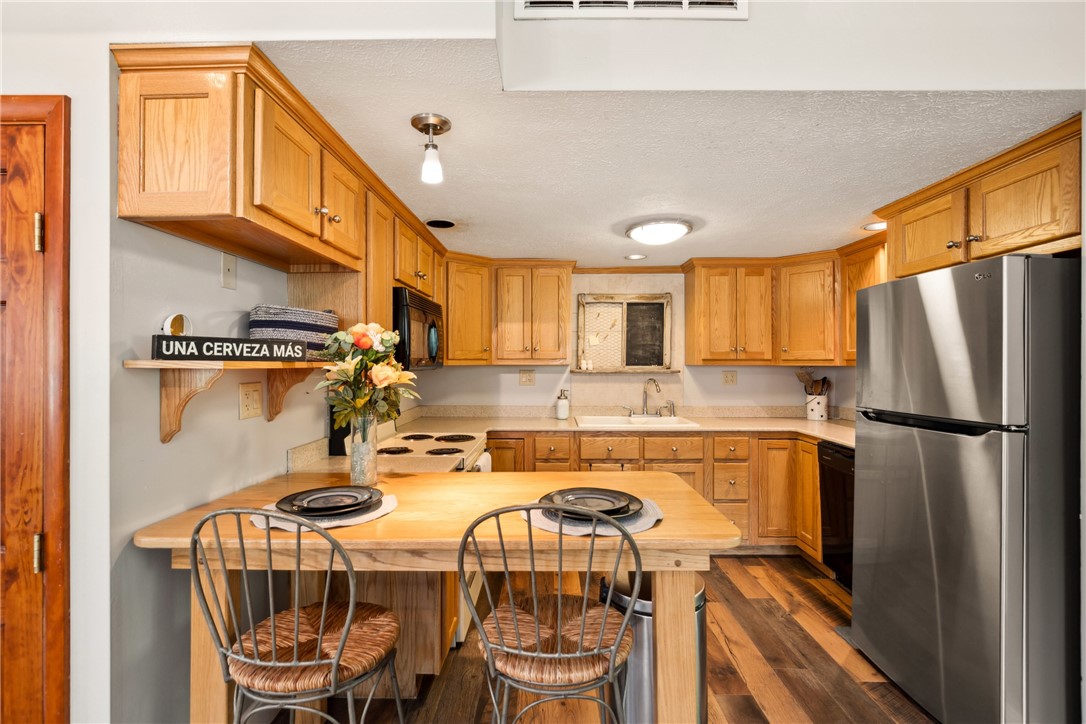 Addison Twp, Pennsylvania 15411, United States, 4 Bedrooms Bedrooms, ,2 BathroomsBathrooms,Residential,Active,125920