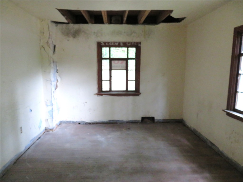 112 Locust Street