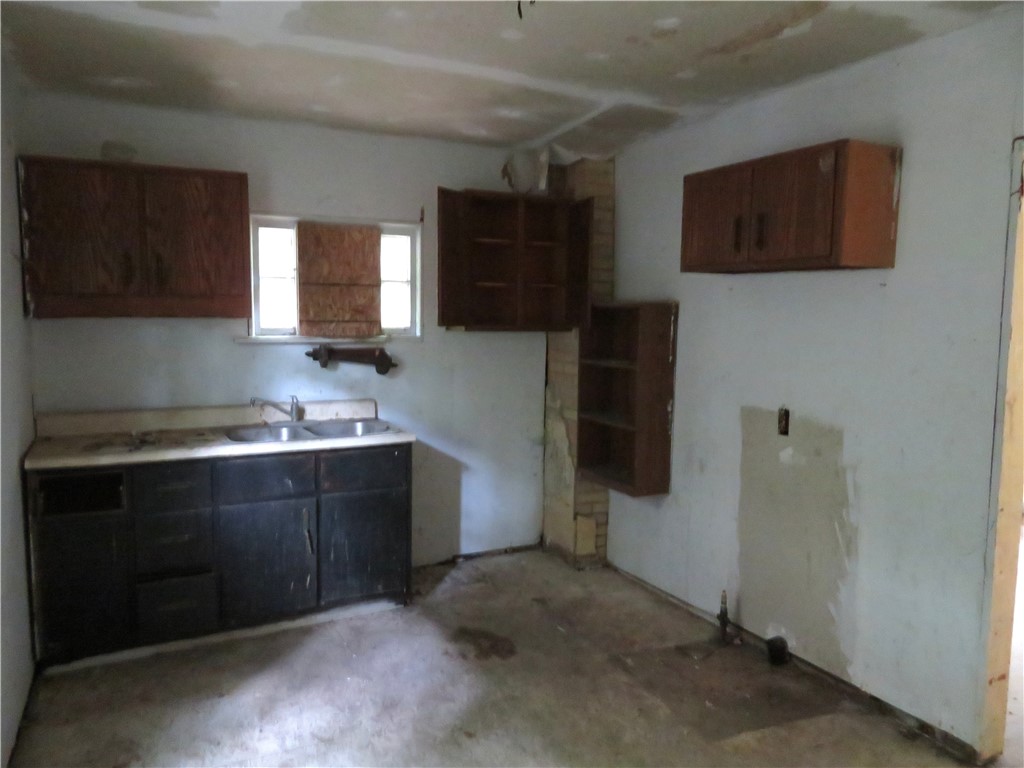 112 Locust Street