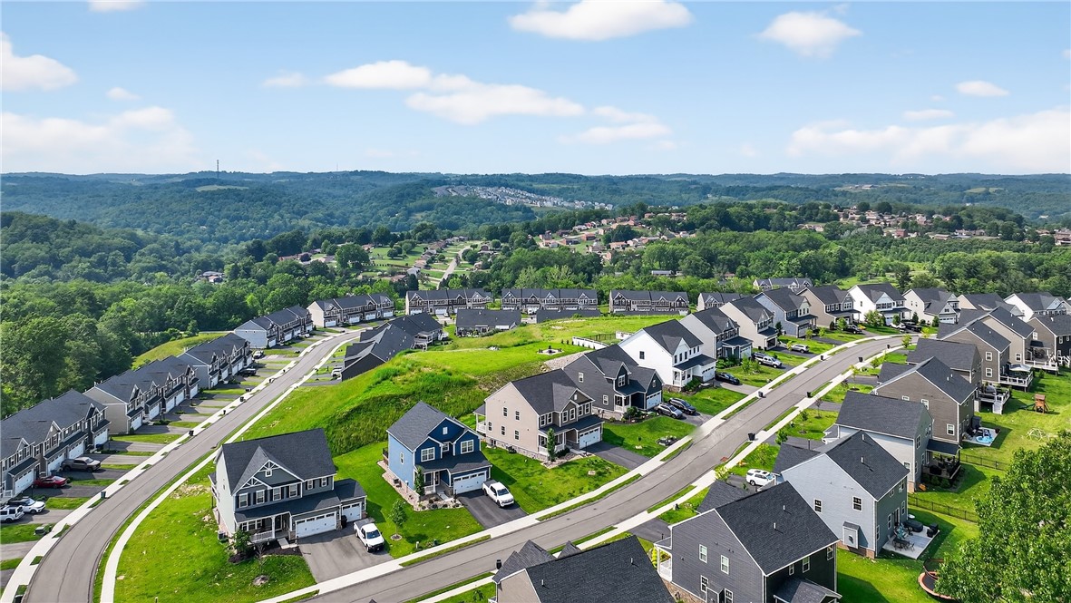 Cecil, Pennsylvania 15057, United States, 5 Bedrooms Bedrooms, ,3 BathroomsBathrooms,Residential,Active,176841