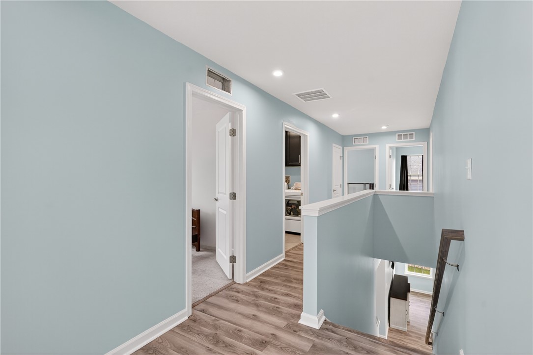 Cecil, Pennsylvania 15057, United States, 5 Bedrooms Bedrooms, ,3 BathroomsBathrooms,Residential,Active,176841