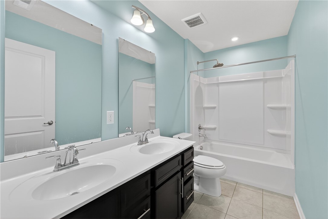 Cecil, Pennsylvania 15057, United States, 5 Bedrooms Bedrooms, ,3 BathroomsBathrooms,Residential,Active,176841