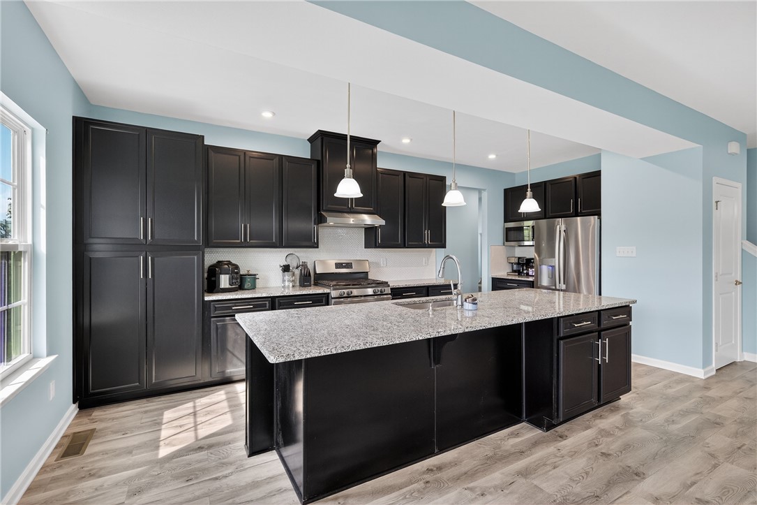 Cecil, Pennsylvania 15057, United States, 5 Bedrooms Bedrooms, ,3 BathroomsBathrooms,Residential,Active,176841