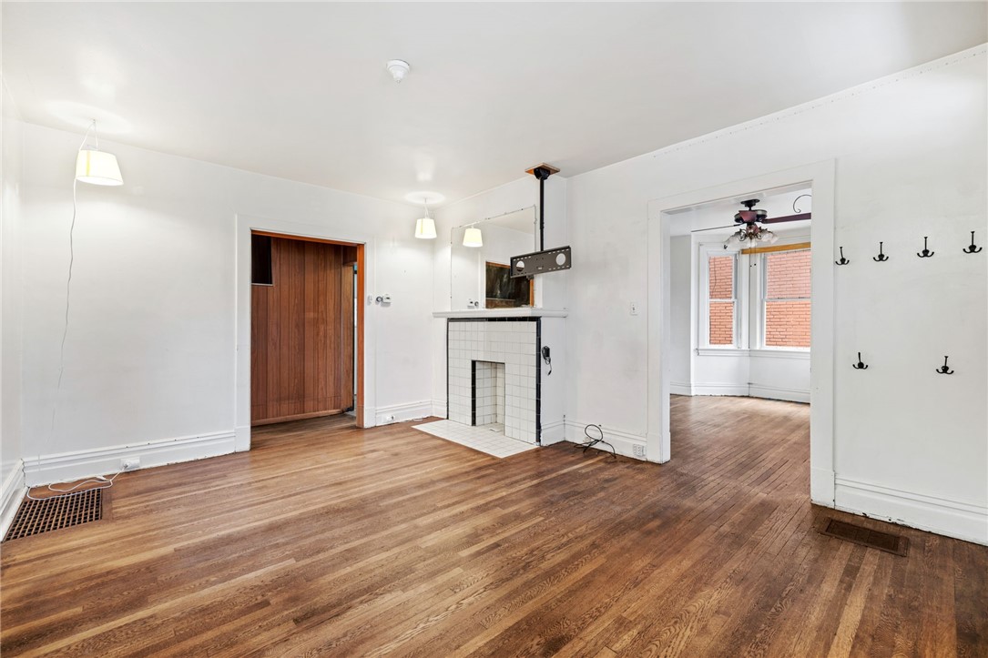 Observatory Hill, Pennsylvania 15214, United States, 3 Bedrooms Bedrooms, ,1 BathroomBathrooms,Residential,Pending,85608