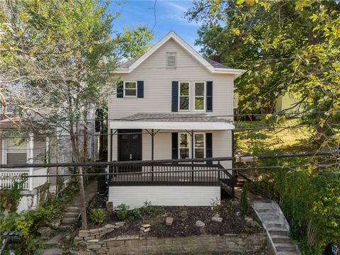 Photo of 329 N Harrison Ave, Greensburg, PA 15601 (MLS # 1739980)