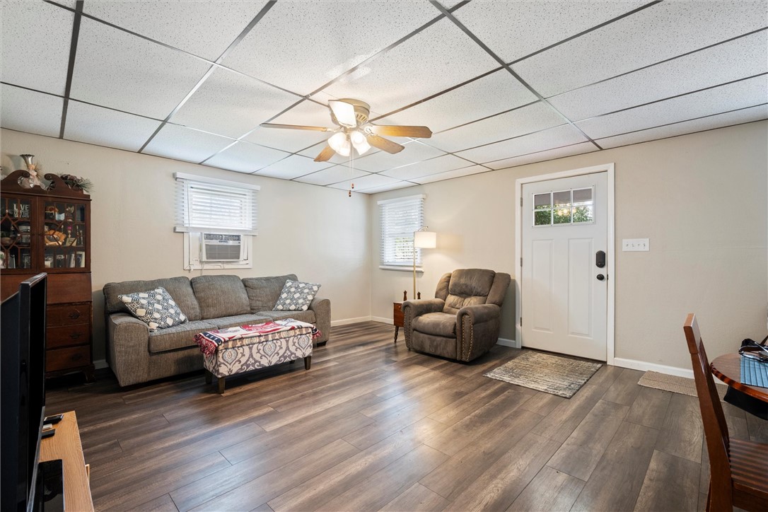 Buffalo Twp, Pennsylvania 16055, United States, 3 Bedrooms Bedrooms, ,2 BathroomsBathrooms,Residential,Active,221084