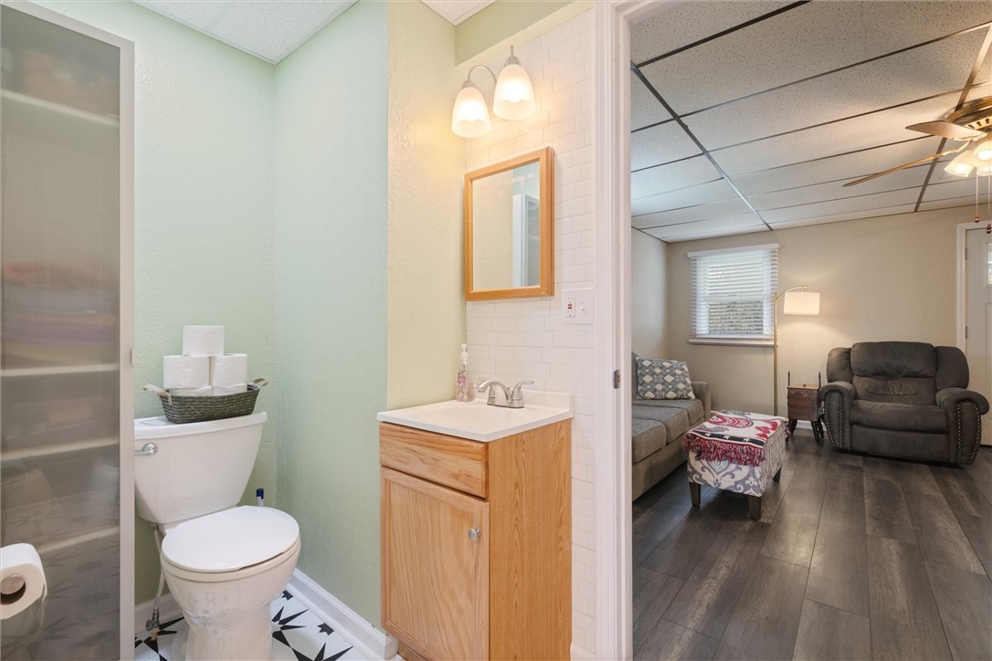 Buffalo Twp, Pennsylvania 16055, United States, 3 Bedrooms Bedrooms, ,2 BathroomsBathrooms,Residential,Active,221084