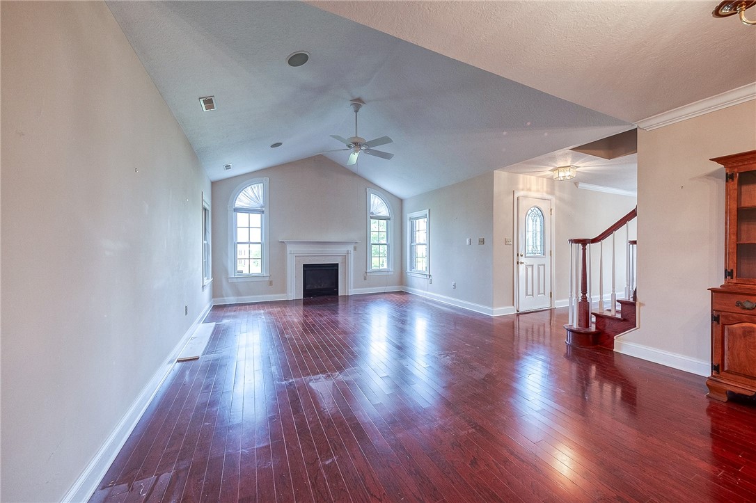 4115 Duckhorn Dr