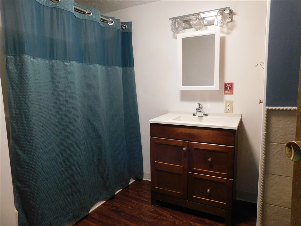 128 Main St St, New Freeport, Pennsylvania image 16