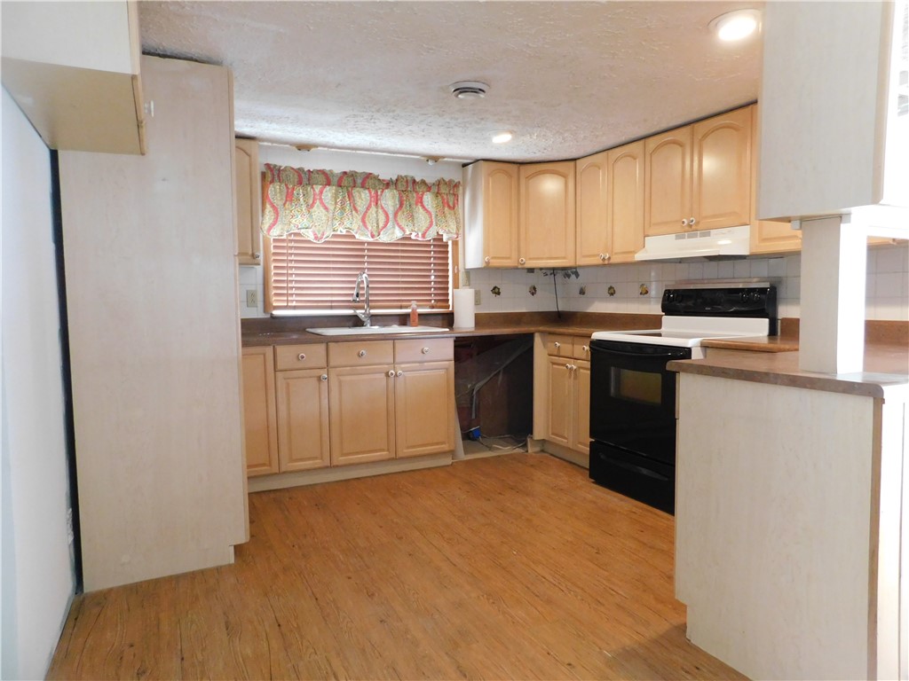 128 Main St St, New Freeport, Pennsylvania image 8