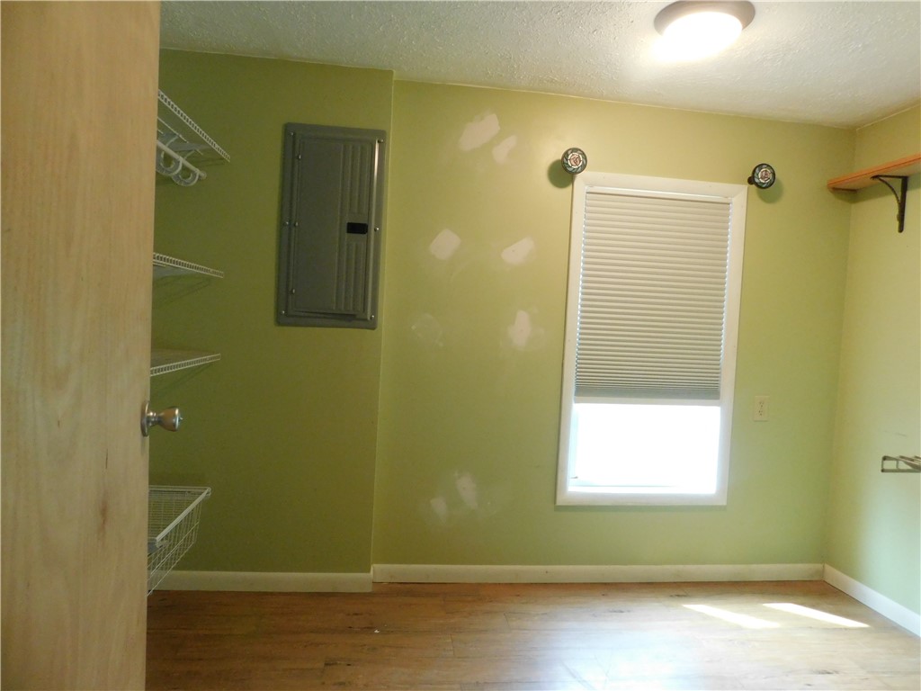 128 Main St St, New Freeport, Pennsylvania image 33