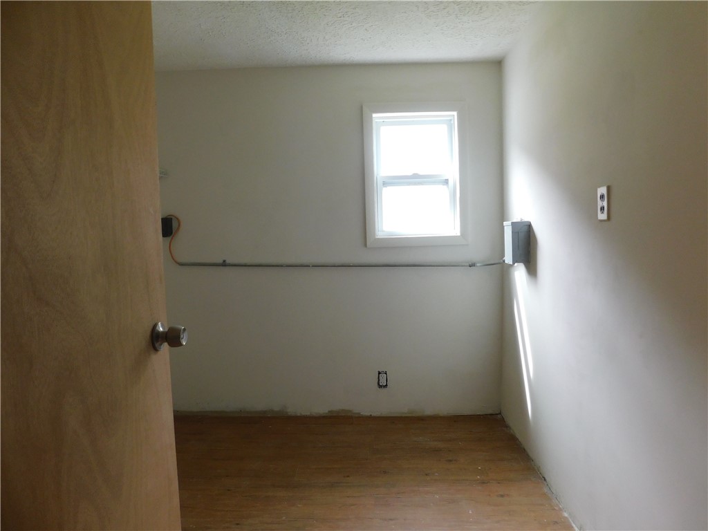 128 Main St St, New Freeport, Pennsylvania image 36