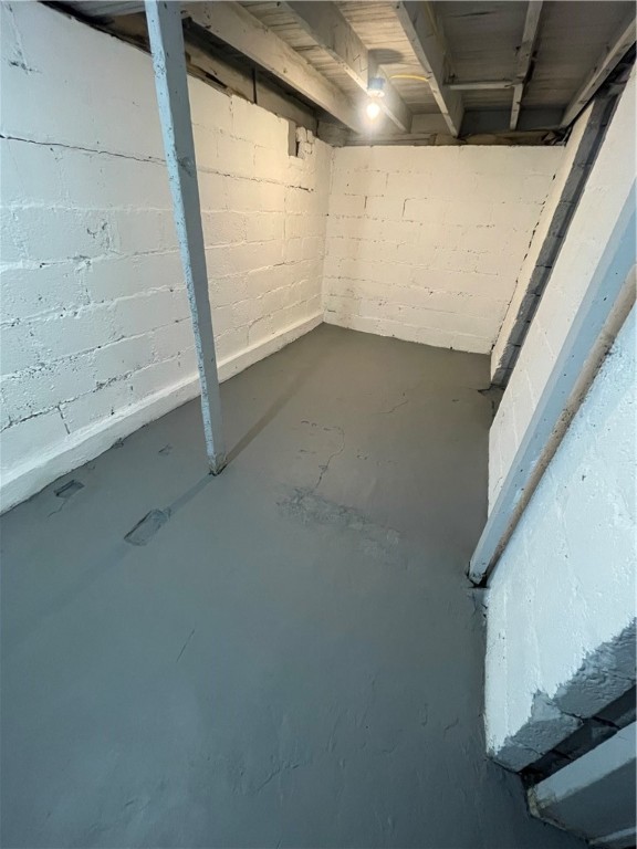 Sheraden, Pennsylvania 15204, United States, 3 Bedrooms Bedrooms, ,1 BathroomBathrooms,Residential,Pending,32268