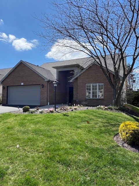 322 Carriage Dr Dr, Freedom, Pennsylvania image 2