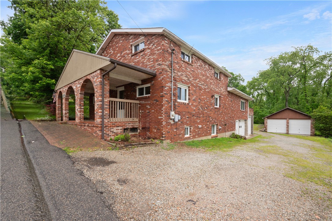 2728 Gould Dr Dr, South Park, Pennsylvania image 1