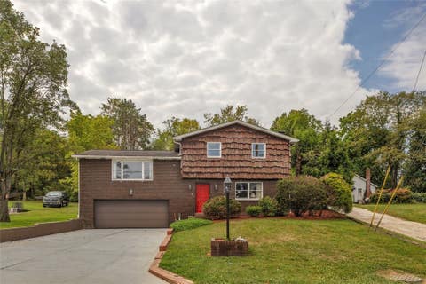 Photo for 128 Shelton Dr